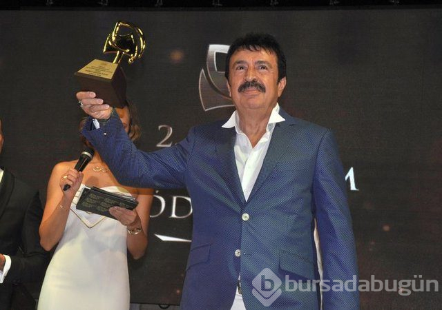 Ahmet Selçuk İlkan, Aleyna Tilki ve Emrah Karaduman'ı topa tuttu
