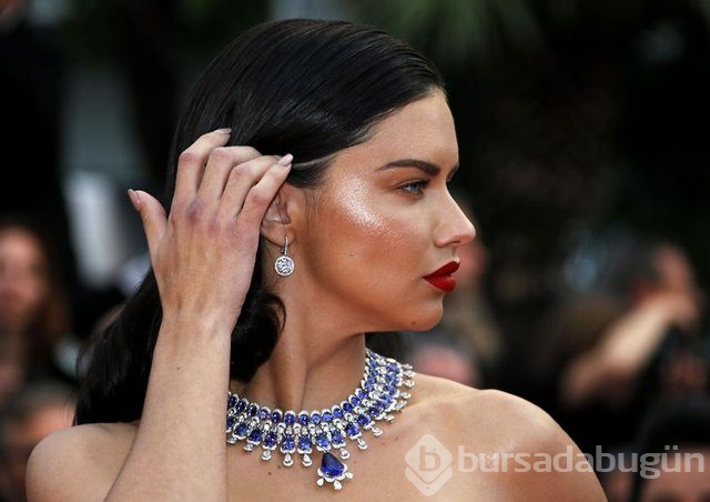 Adriana Lima, Türkiye'ye ve Türk kadınlarına övgüler yağdırdı
