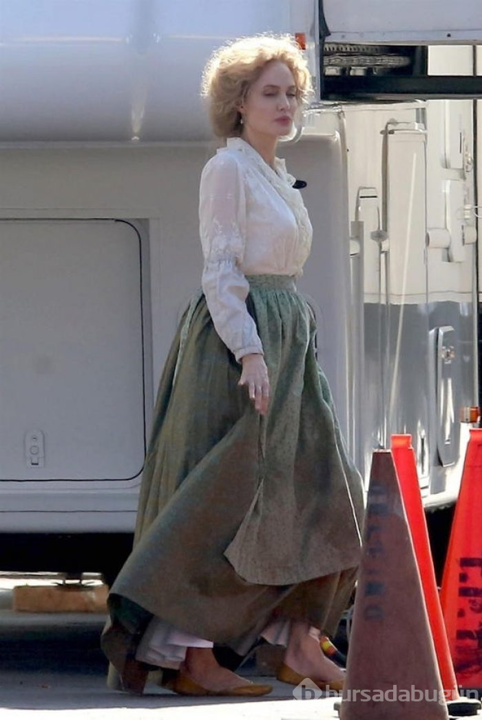 Yeni Angelina!
