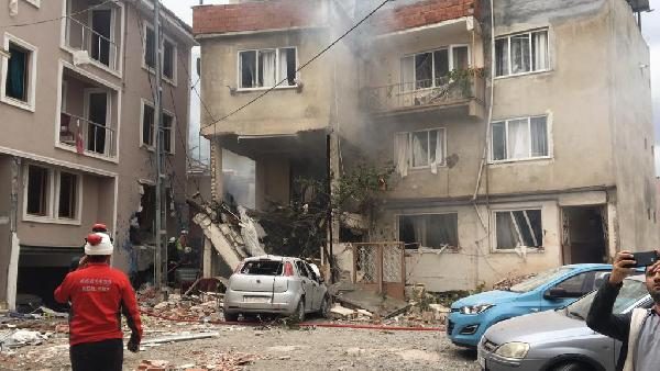 Bursa'da bir binada patlama oldu