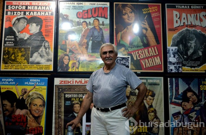 Yeşilçam'ı evinde yaşatıyor