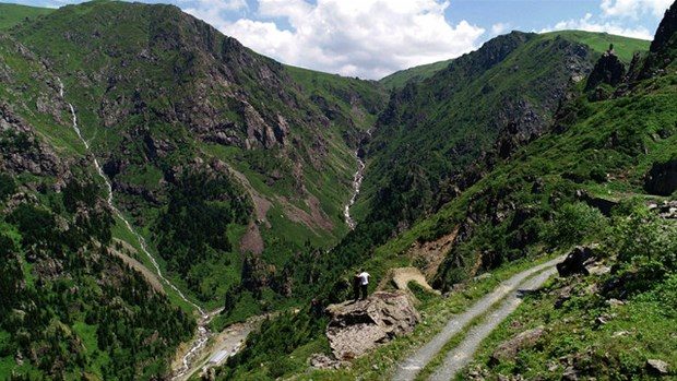 Türkiye`nin en tehlikeli yolları

Türkiye`nin en tehlikeli yolları
