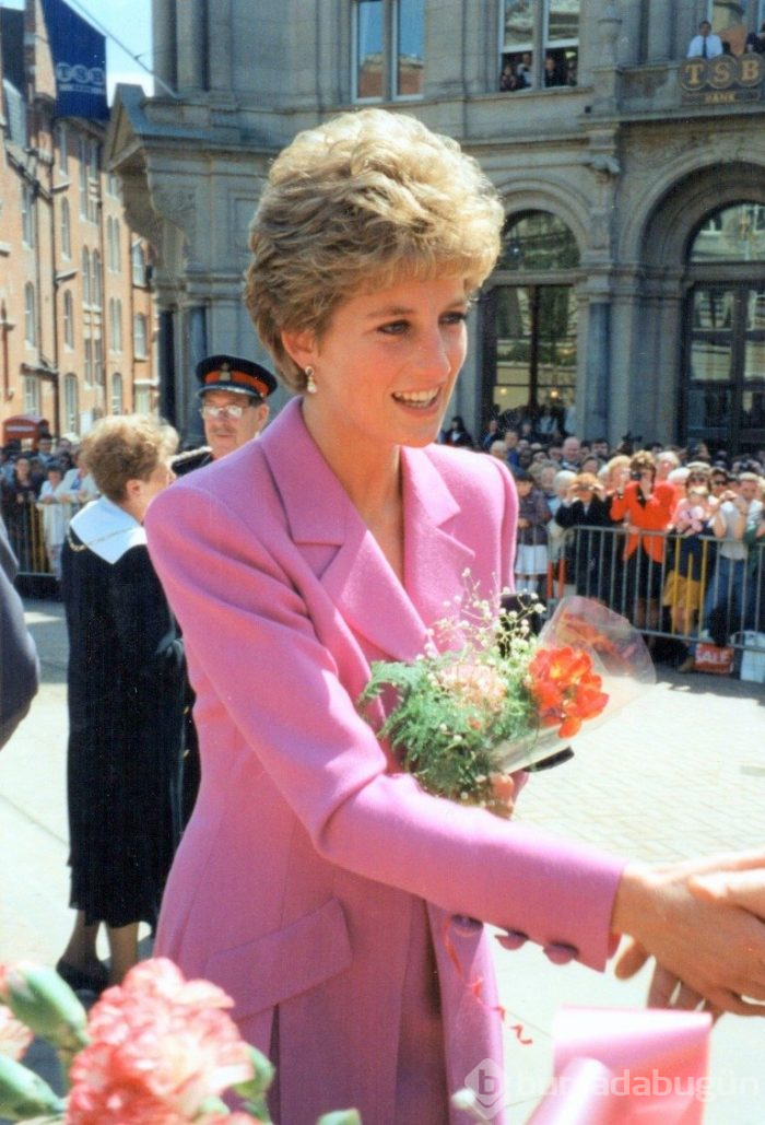 Gerçek 21 yıl sonra ortaya çıktı! Prenses Lady Diana hamile miydi?

