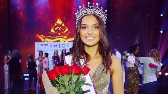 Ukrayna''nın yeni güzeli: Leonila Guz
