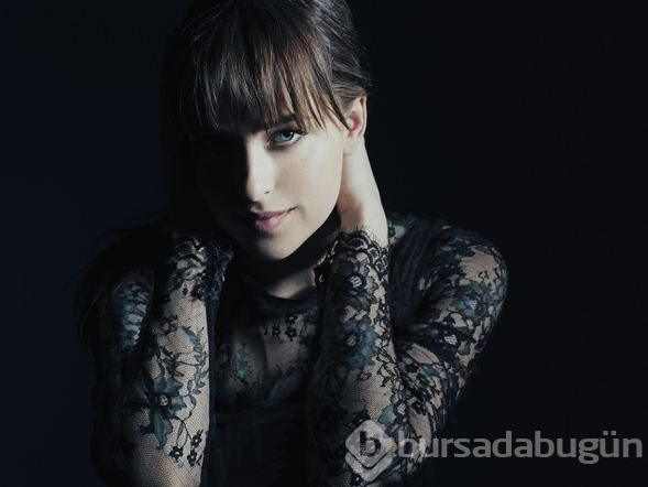 Dakota Johnson telefon numarasını paylaştı
