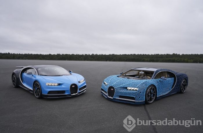 1.5 tonluk 'Lego Chiron' (1 milyon parça)