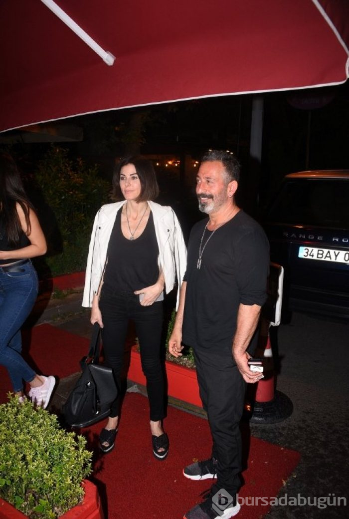 Cem Yılmaz ve Defne Samyeli evleniyor mu?
