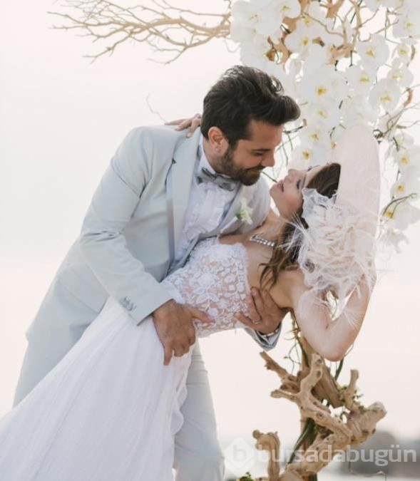 Kenan Doğulu ile Beren Saat fark attı
