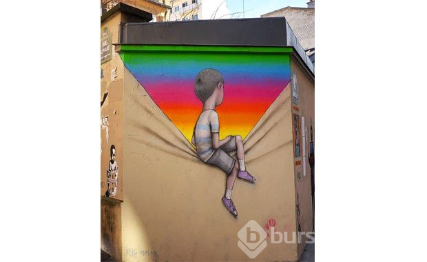 Sıkıcı binaları sanata dönüştürdü
