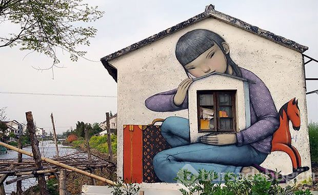 Sıkıcı binaları sanata dönüştürdü
