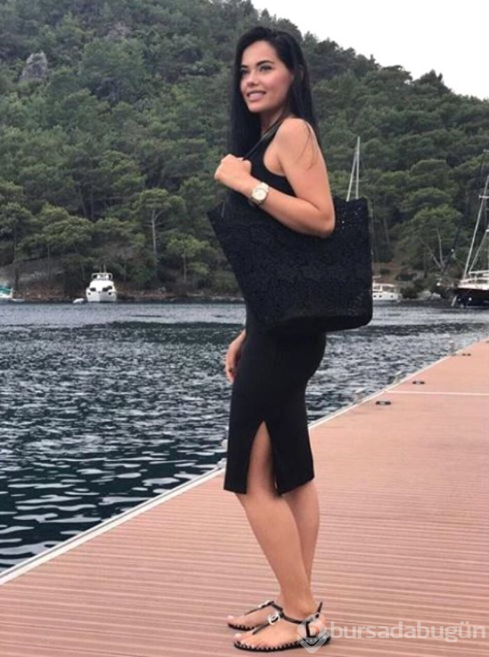 Yerli Adriana Lima Güzelliğiyle Sosyal Medyayı Salladı
