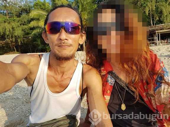 Mağarada çekilen çıplak fotoğraflar, olay yarattı!
