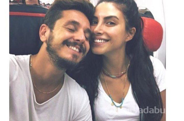 Deniz Baysal ile Barış Yurtçu düğün tarihini belirledi
