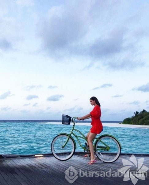 Fahriye Evcen Instagram'da neler paylaşıyor?
