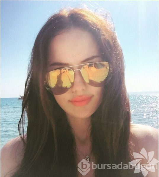 Fahriye Evcen Instagram'da neler paylaşıyor?
