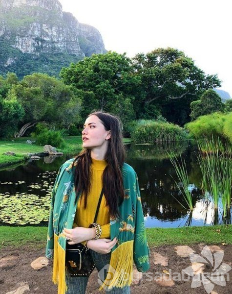Fahriye Evcen Instagram'da neler paylaşıyor?
