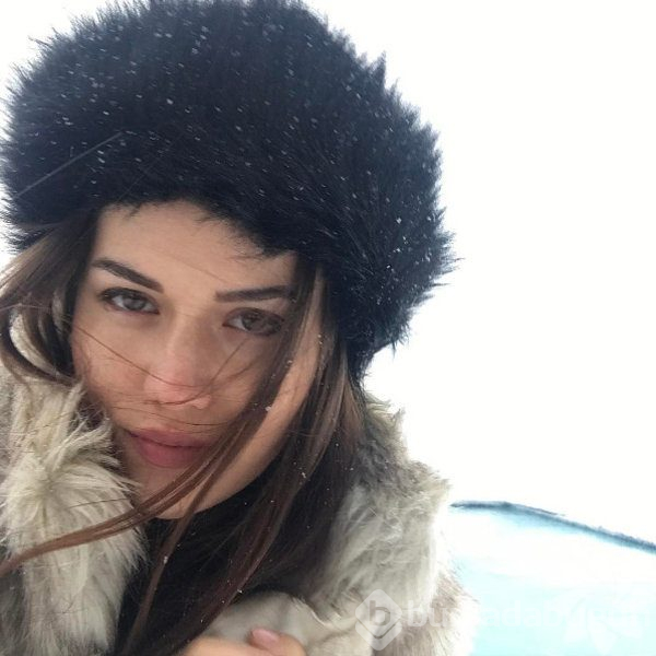 Fahriye Evcen Instagram'da neler paylaşıyor?
