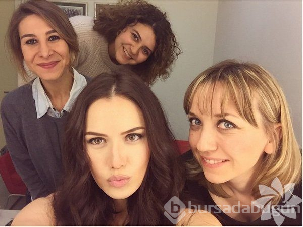 Fahriye Evcen Instagram'da neler paylaşıyor?
