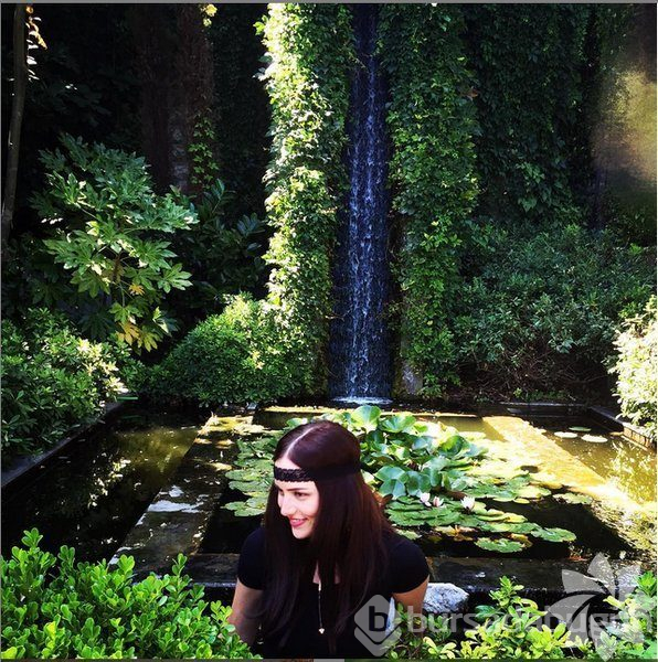 Fahriye Evcen Instagram'da neler paylaşıyor?
