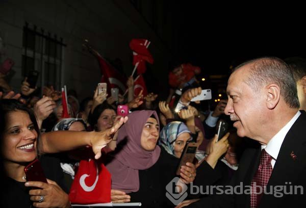 Cumhurbaşkanı Erdoğan'a sevgi gösterisi
