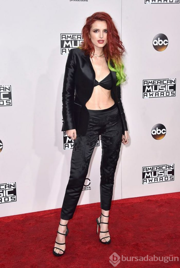 Bella Thorne artık 21 yaşında!
