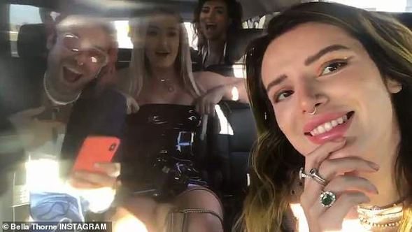 Bella Thorne artık 21 yaşında!
