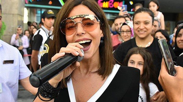 Fiziğiyle sosyal medyayı salladı
