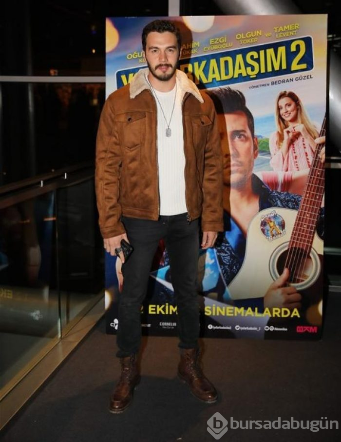 Galaya ünlü akını
