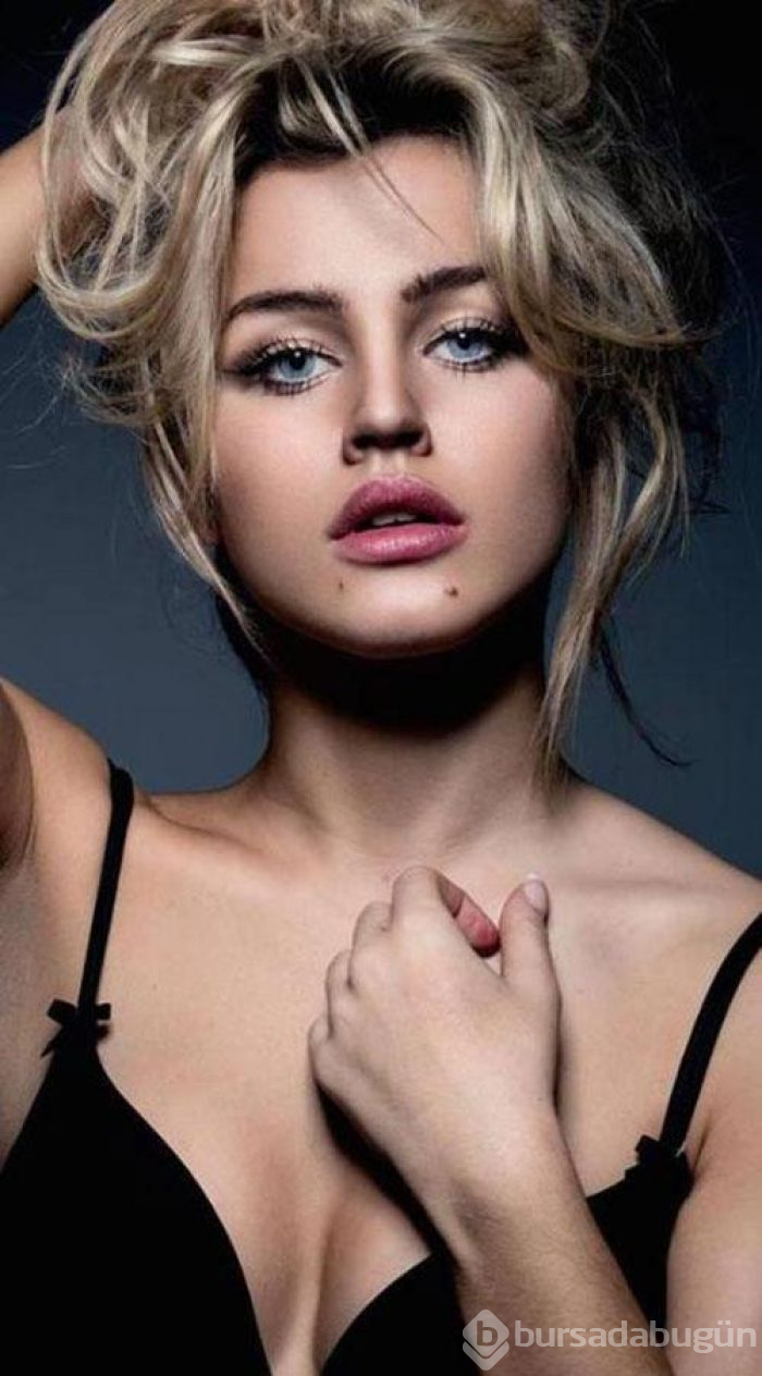 Rosie Mac artık başrol oyuncusu