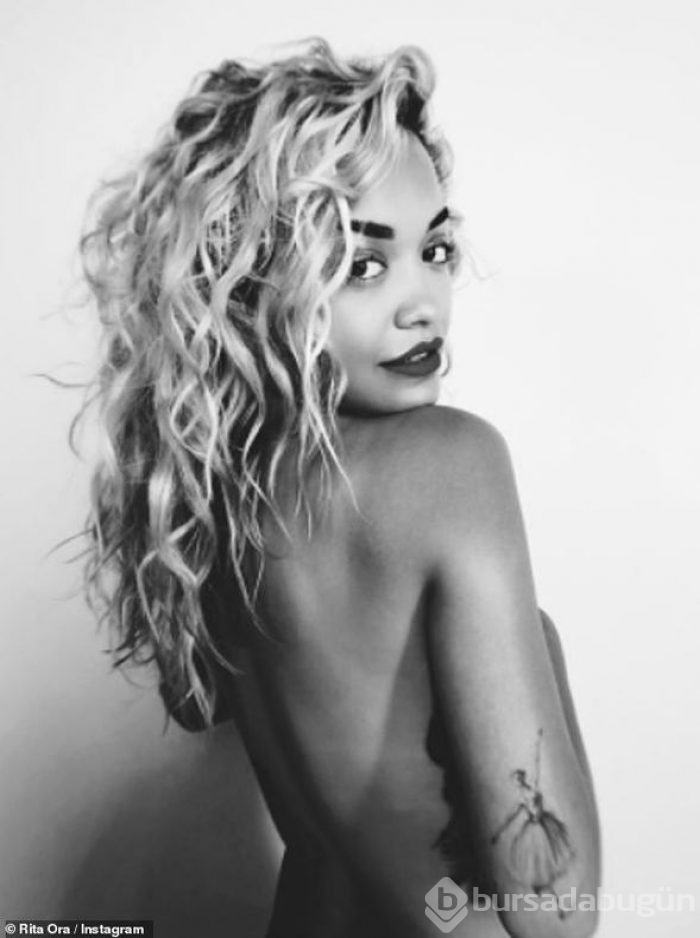 Rita Ora'dan çıplak paylaşım! Instagram yıkıldı!
