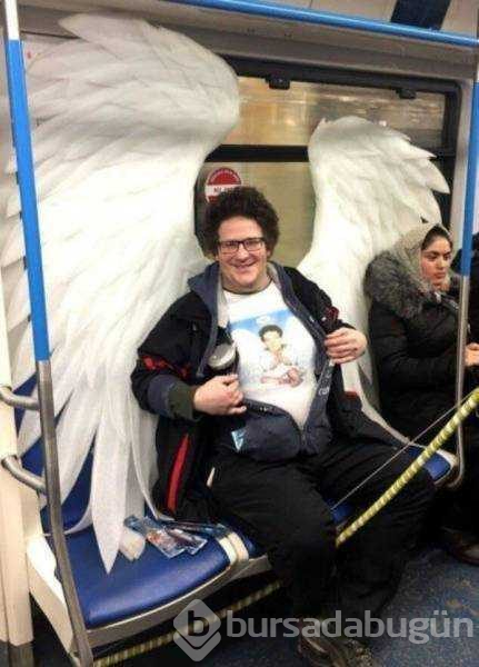 Dünyanın en ilginç metro yolcuları
