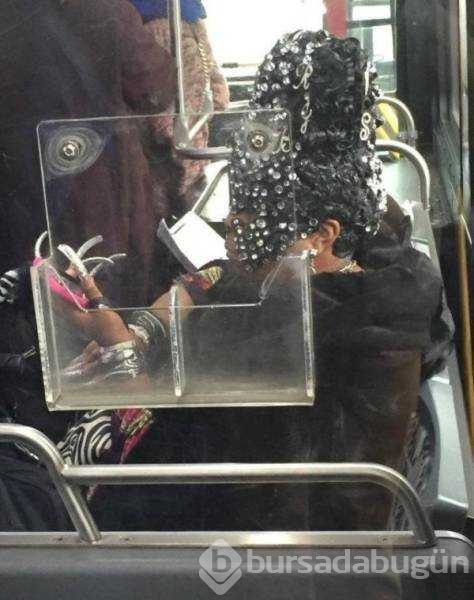 Dünyanın en ilginç metro yolcuları
