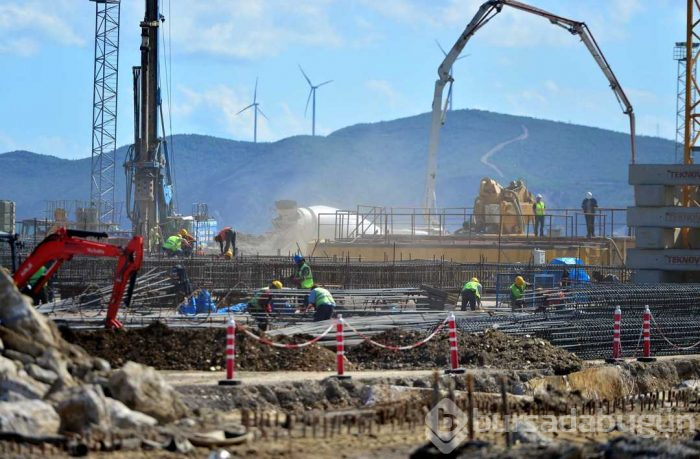 Çanakkale'ye 'uçak gemisi' için dev havuz
