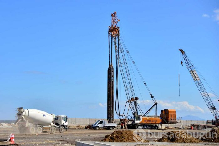 Çanakkale'ye 'uçak gemisi' için dev havuz
