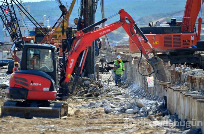 Çanakkale'ye 'uçak gemisi' için dev havuz
