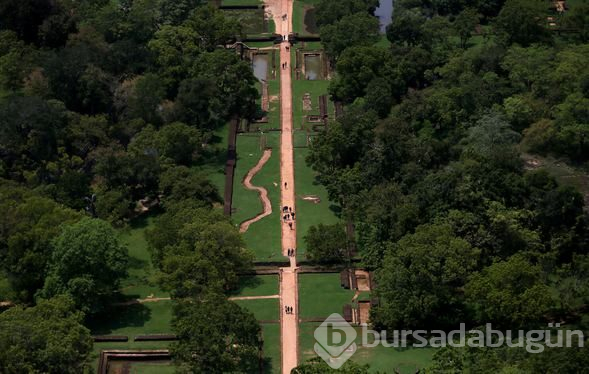 Aslan pençelerinin arasından girilen kale: Sigiriya
