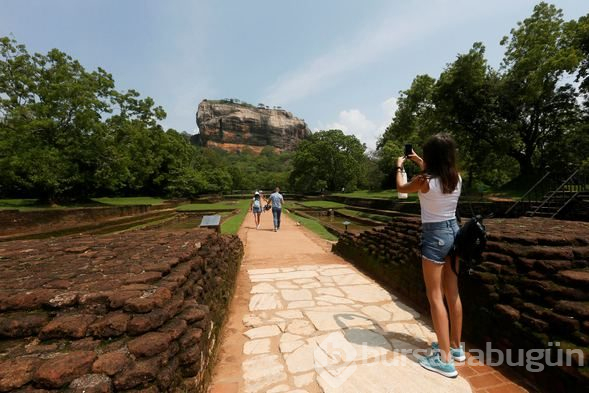 Aslan pençelerinin arasından girilen kale: Sigiriya
