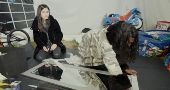 5 yıldır saçını yıkamayan milyoner kız şoke etti
