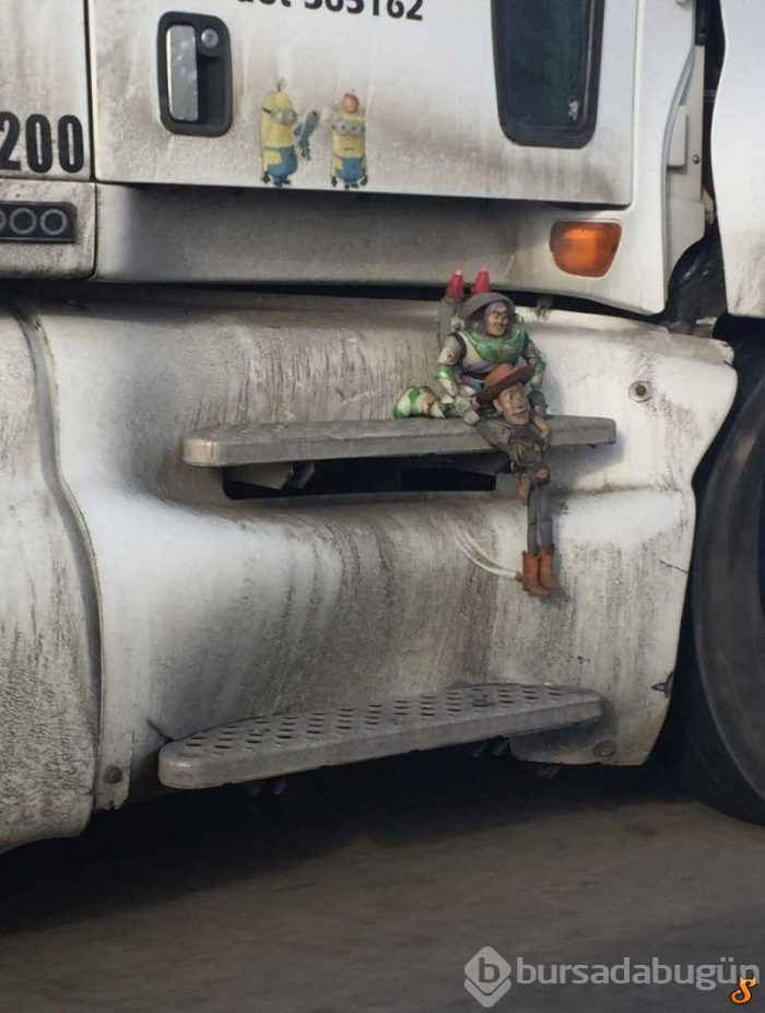 Trafikte sürücüleri şok eden olaylar
