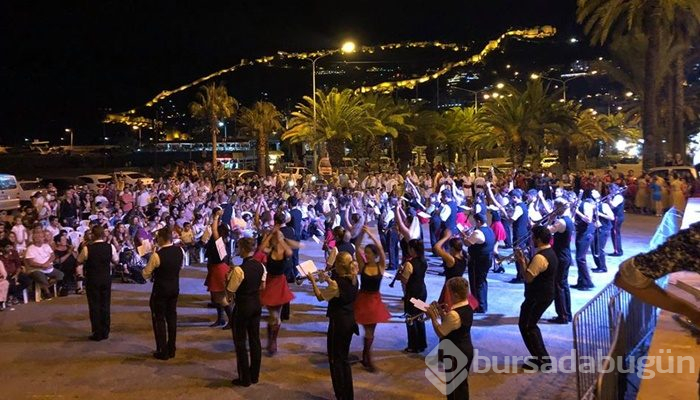 BGU FEST'ten muhteşem dans festivali 