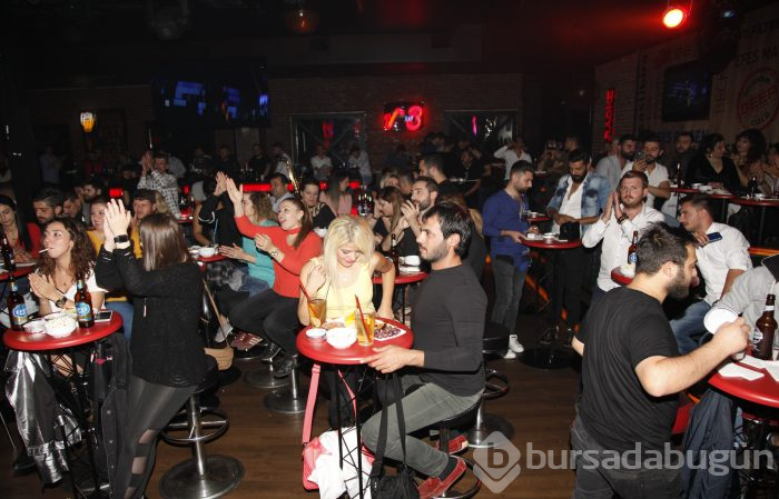 Bursa geceleri başladı, sanatçılar coşturdu