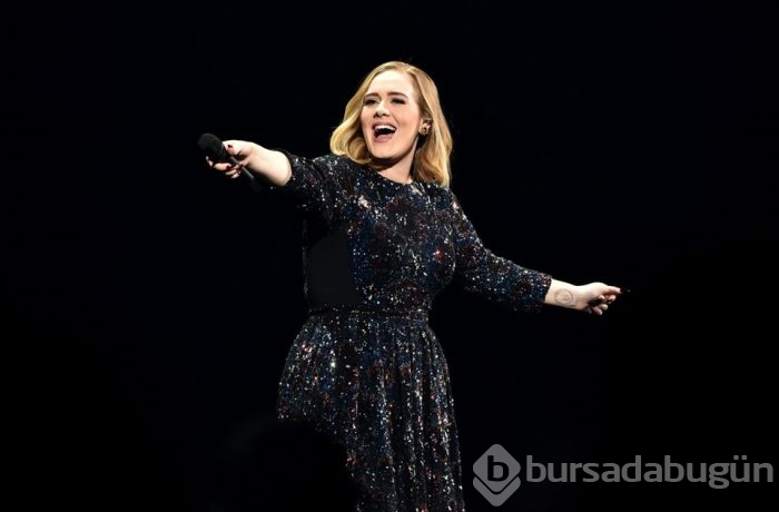 Adele oturduğu yerden günde 41 bin sterlin kazanıyor
