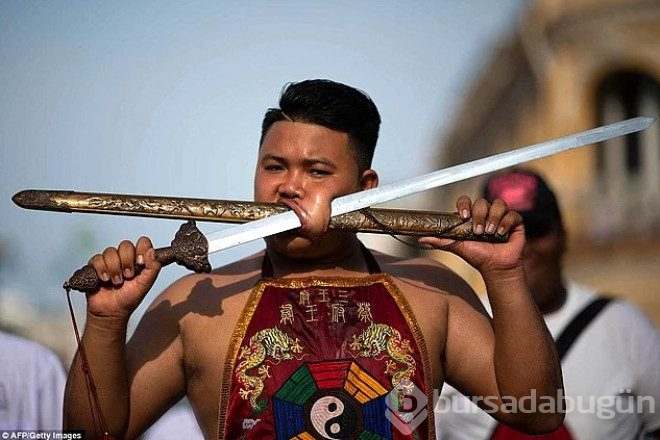 Dünyanın en ilgin festivali: Phuket ve vejetaryen  festivali