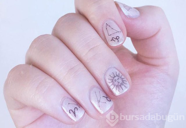 Astrolojiden ilham alan tırnak desenleri
