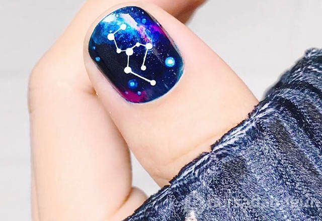 Astrolojiden ilham alan tırnak desenleri
