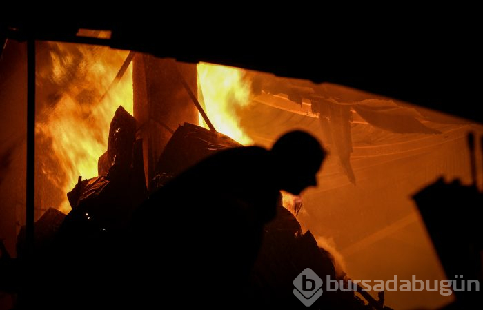 Bursa sanayisinde dev yangın!