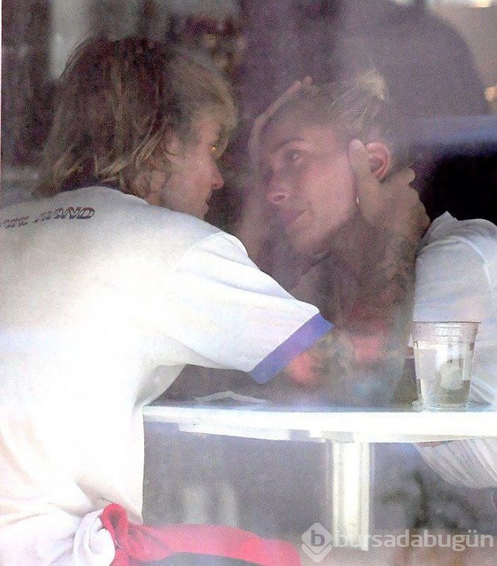 Justin Bieber ile Hailey Baldwin gözyaşları içinde