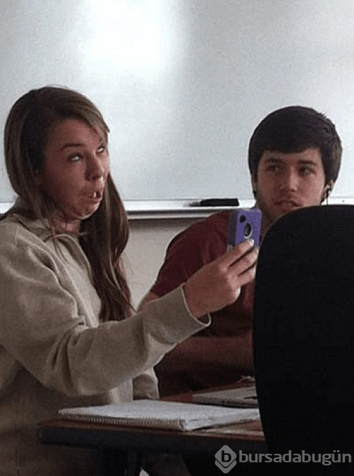 'Selfie' hayatımıza girdiğinden beri iyice tuhaflaşan, selfie çılgını insanlar!
