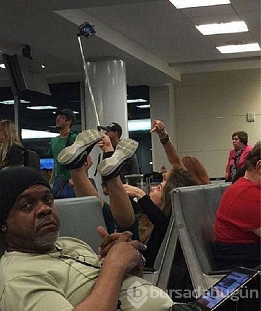 'Selfie' hayatımıza girdiğinden beri iyice tuhaflaşan, selfie çılgını insanlar!
