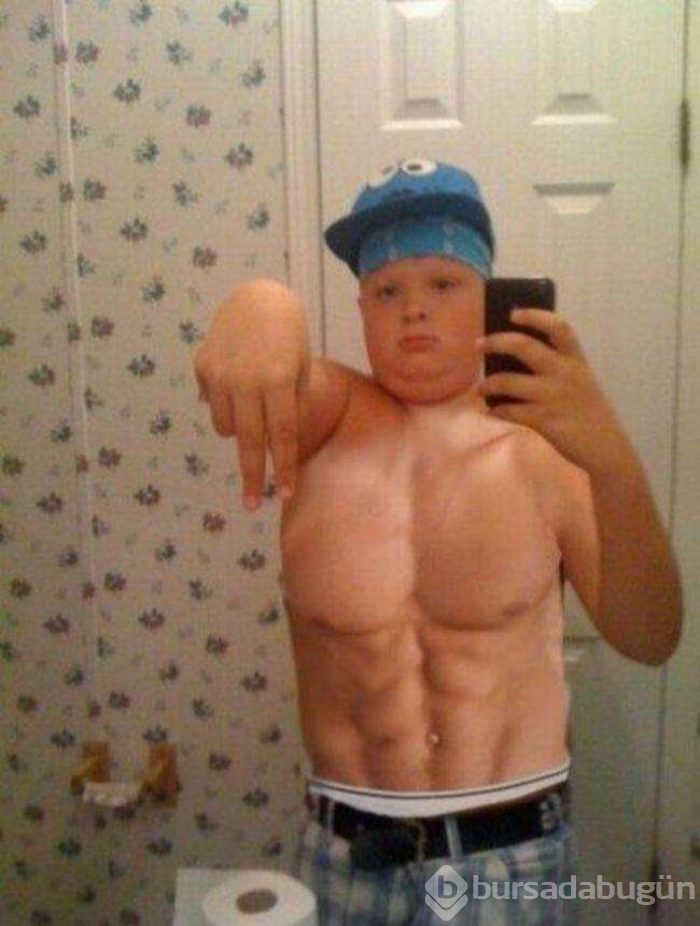 'Selfie' hayatımıza girdiğinden beri iyice tuhaflaşan, selfie çılgını insanlar!
